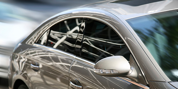 典型应用：汽车玻璃检测